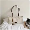 Bolso de Hombro Nuevo para Mujer Otoño 2026, Simple y Elegante, Bolso de Mano a la Moda, Bolso Tote Casual y Único