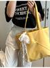 Bolso Tote de Gran Capacidad para Llevar a Mano Transfronterizo para Mujer 2025 Nuevo Bolso de Axila de Moda Coreana Mochila para Desplazamientos de Corta Distancia