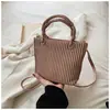 Bolsa Saco Fashionável Retro Estilo Francês para Mulheres 2025 Outono Textura Simples Bolsa de Ombro Moda Bolsa Transversal para Mulheres