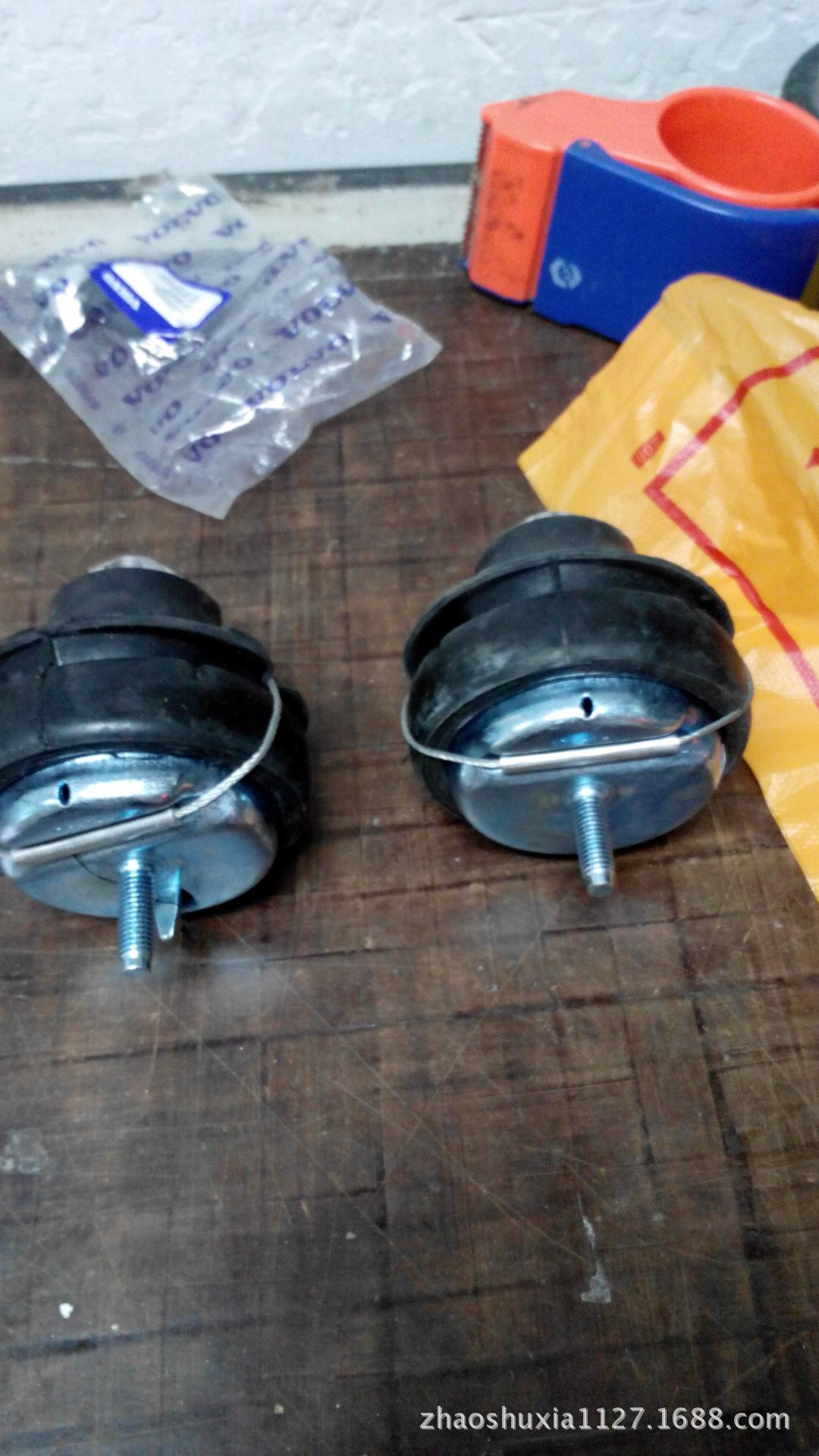 富豪S80发动机机脚胶2 (2)