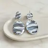 Pendientes Retro de Múltiples Estilos con Toque de Alta Gama Textura Exagerada Colgante Geométrico de Corazón Adornos de Oreja de Aleación Venta al por Mayor