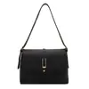 Bolsa de Ombro Única Simples Retrô Transfronteiriça Couro Macio Grande Capacidade Bolsa com Aba Moda para o Dia a Dia Transversal Bolsa Feminina Atacado Personalizado