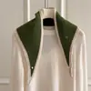Bufanda Triángulo Tejida en Punto Cruz con Borde Contrastante Estilo Coreano para Mujer, Calentador de Cuello Versátil, Pañuelo Pequeño, Chaleco Pequeño Elegante