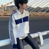 Moletom casual com zíper e blocos de cor com três listras estilo coreano para homens, nova moda outono 2026, jaqueta cardigã versátil