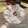 Seleção Premium Scrunchies elegantes e estilosos, nova coleção de acessórios de cabelo de nicho de alta qualidade para prender o cabelo na nuca