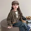 Chaqueta Abrigo Elegante Suelta para Niña Estampado de Leopardo Primavera y Otoño Bebé Niña 2026 Nueva Moda Ropa de Otoño Estilo Coreano Casual