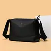 Nueva Bolsa de Tela de Moda Transpirable y Repelente al Agua Transfronteriza, Bolso de Hombro Versátil, Bolso Cruzado de Tela Oxford de Nylon, Bolso de Tela de Múltiples Capas para Mujer