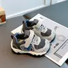 Nuevos Zapatos Infantiles Otoño 2026: Zapatos Deportivos Casuales Cómodos de Suela Suave para Niños, Zapatos Versátiles de Moda Estilo Coreano para Niñas, Estilo Forrest Gump