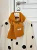 Bufanda tejida de lana 100% pura, estilo coreano, fabricada por el fabricante, perfecta para la moda de otoño e invierno, un calentador de cuello elegante y una bufanda de pareja de moda