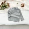Camiseta de manga comprida com gola alta e detalhes em sal coreano para bebês e crianças, macia, elástica, quente