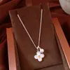 Collar de Flor con Goteo de Aceite y Perlas para Mujer, Cadena para Clavícula de Lujo Ligero de Gama Alta, Collar Versátil con Diseño Vintage al por Mayor
