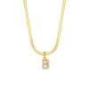 Joyería Popular Transfronteriza Europea y Americana con Colgante de Letra para Mujer Acero Inoxidable Chapado en Oro de 18 Quilates Cadena de Serpiente Plana Collar con Letra de Perla