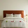 Estilo Niña de Dibujos Animados Toalla de Algodón Cepillado Bordada Ropa de Cama Cálida Otoño e Invierno Juego de Cuatro Piezas Algodón Puro Dormitorio de Estudiantes