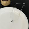 Colar Exquisito Simples de Obsidiana Gota d'Água Nicho Versátil Personalizado Corrente de Clavícula de Alta Qualidade Luxo Leve Corrente de Pescoço Feminina de Calcedônia Branca