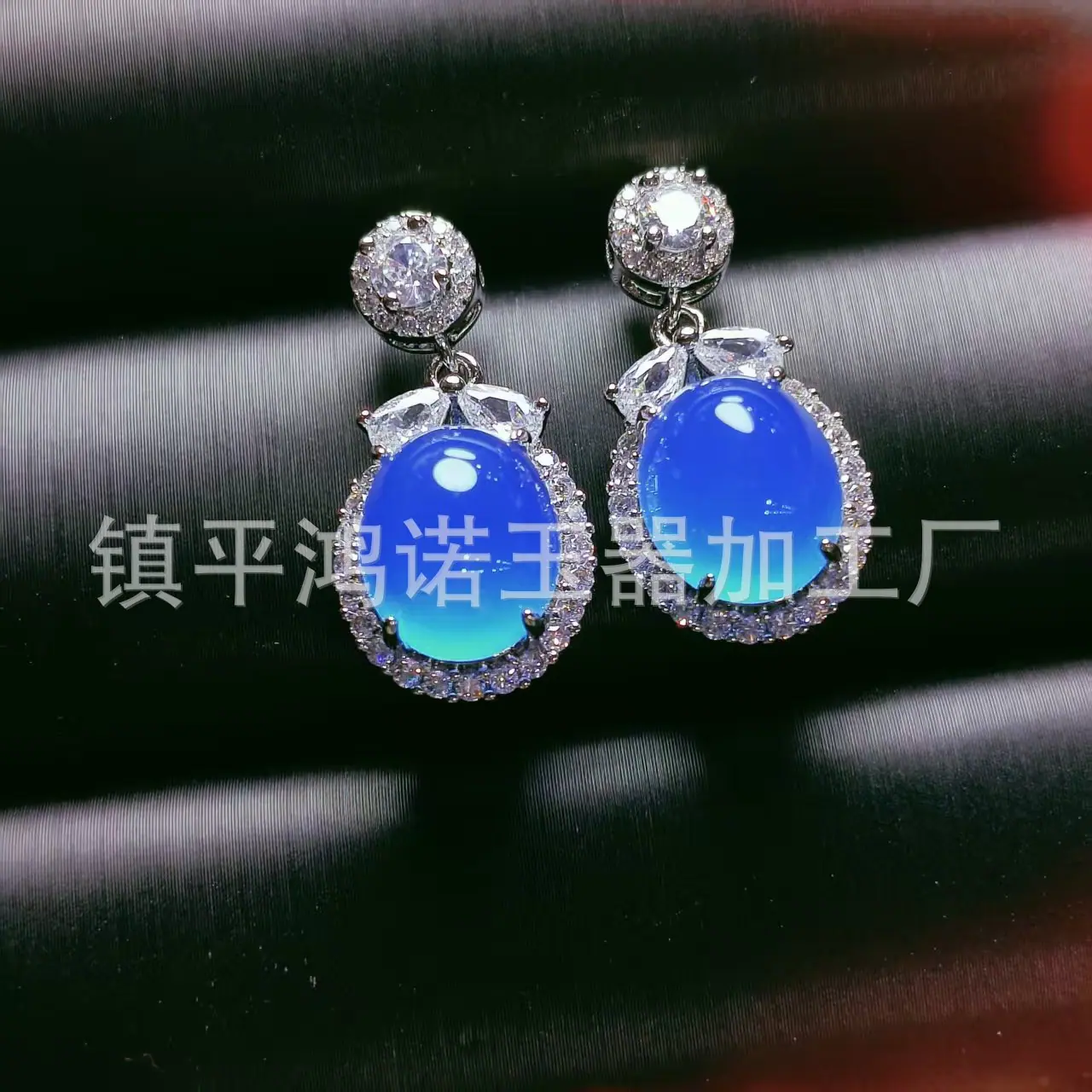 微信图片_20251219065546_2829_256.j