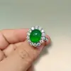 Anillo de calcedonia verde natural con cabujón grande y piedras verde imperial tipo vidrio, comparable a la jadeíta, anillo para mujer