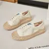 Zapatos de Pescador Estilo Fragancia Pequeña Grulla de Almohada Blanca para Mujer 2026 Verano Nuevos Sin Cordones Persona Perezosa Transpirables de Caña Baja Delgados Ultra Suaves Duraderos