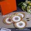 Plato de Postre de Cerámica Estilo Europeo para Pastel Mariposa 6 pulgadas Plato de Fruta 4 Mariposas 4 Cucharas Caja de Regalo Souvenir Mesa de Comedor de Hotel Mariposa de Hueso