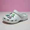 Sapatos Vazados Femininos Verão 2026 Novo Estilo Outdoor Antiderrapantes Fechados Chinelos Sandálias de Duas Vias Simples Casuais Confortáveis Moda
