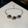 Pedras Preciosas Coloridas Cercadas por Diamantes! Pulseira com Pingente Oval de Zircônia, Toque de Luxo Leve e de Alta Qualidade, Joia Versátil Simples e Fashion para Mulheres