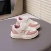 Zapatos Blancos para Niños 2026 Nueva Colección Primavera y Otoño Zapatos Deportivos para Niños Tenis Casuales Ligeros para Niñas Zapatos para Bebé de Suela Suave