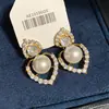 ¡Precioso y Elegante! Pendientes de Perla con Forma de Corazón de Zirconia con un Ambiente Suave, Pendientes Versátiles Simples y de Moda al por Mayor