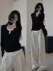 Camiseta preta de manga longa falsa de duas peças para mulheres, nova coleção outono/inverno 2026, plus size, projetada para cobrir a barriga e criar um efeito emagrecedor, adequada como blusa de baixo ou top