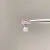 Flash Explosivo Cuadrado Azucarero Flor Acero de Titanio Perno para Hélice de Oreja Pendiente Trasero Pendiente Pequeño Diseño de Nicho Exquisito Accesorios para Pendientes Femenino
