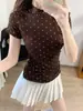 8532 # Estilo nuevo de verano estilo deseo puro estampado de lunares patchwork camiseta de manga corta para mujer, corte ajustado con almohadilla fija en el pecho
