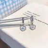 Pendientes Versátiles de Corazón Dulce Rosa Plateado Fáciles de Usar para Mujer con Diseño Único y Pendientes de Moda Elegantes