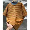 Camiseta Casual Holgada de Manga Corta con Rayas 3D Color Fresco Bloque de Color Manga Media Moda Nueva Verano 2026 Cuello Redondo para Hombre