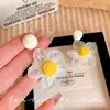 Brincos Delicados de Margarida Estilo Francês para Mulheres, Brincos de Flor de Renda Estilo Fada, Brincos Versáteis Elegantes de Verão Atacado