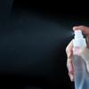 Botella pulverizadora bacteriostática de prensa en stock, botella de agua desinfectante transparente para mascotas, botella pulverizadora de alcohol de 60/100 ml