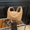 Otoño 2026 Nuevo Simple Casual Moda Versátil Elegante Gamuza Ligero Bolso de Hombro Cruzado para Viajes