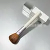 Pincel de contorno con forma de calabaza que se adapta a los contornos faciales, pincel para sombras de perfil, pincel de maquillaje, pincel para polvos sueltos, pincel para colorete, hecho de pelo de poni