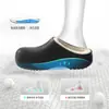 Pantuflas de algodón para parejas, forradas de felpa para mayor calidez, diseño de una sola pieza con una sensación suave y acolchada, adecuadas para usar en exteriores, impermeables y antideslizantes, con soporte para el arco, resembling sandalias Birkenstock