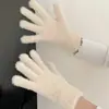 Luvas de Inverno Femininas para Ciclismo Novo Pelúcia Imitação de Pelo de Coelho Ins com Forro de Lã Heattech e Fofas com Dedos Divididos Proteção contra Frio 2025 Estudantes