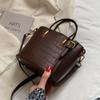 Bolsas Pequenas Femininas Outono e Inverno 2026 Nova Moda Tendência Versátil Ombro Transversal Alta Qualidade Popular Bolsa de Mão Bolsa Saco
