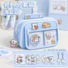 Conjunto de material escolar fofo com tema de cachorrinho para crianças, apresentando um estojo de nove compartimentos, designs de desenhos animados e adequado para alunos do ensino fundamental como um pequeno presente ou presente de aniversário