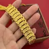 Oro de Arena Vietnamita Cobre Chapado en Oro Flor de Coche Estrella Cadena de Reloj para Hombre Dominante Versión Ancha Pulsera de Imitación de Oro de Moda Venta al por Mayor de Fábrica