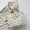 Bolsa de Ombro Plissada, Elegante e Simples para Mulheres, Novo Estilo Verão 2025, Bolsa de Braço Estilosa, Bolsa Tote para o Dia a Dia, Tendência