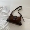 Bolso de mano elegante y único para mujer, colección otoño 2026, con una paleta de colores de moda, un bolso tote de gran capacidad y un diseño simple de bandolera