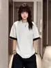 Camiseta de Verano de Manga Corta para Hombre de Alta Calidad Directa de Fábrica con Bloques de Color, Media Cremallera, Cuello Alto, Estilo Americano