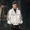 2026 Primavera/Otoño Nuevo Retro Americano Raya Cruzada Letra Cuello Alto Sudadera con Capucha Hombres Mujeres Holgada Chaqueta con Cremallera Moderna