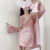 [Estrictamente Seleccionado] Camisón Sexy con Tirantes, Ropa para el Hogar, Conjunto de Pijama de Terciopelo Dorado para Mujer con Almohadillas para el Busto, Pijama de Encaje para Otoño e Invierno