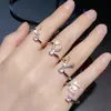En stock Amazon caliente nuevo 26 anillo de letra inglesa dorado micro incrustación circonio blanco anillo abierto fabricantes venta al por mayor