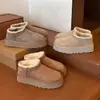 Botas de nieve Chuyuji de suela gruesa, forradas de felpa, engrosadas para mujer, nuevo modelo de invierno 2026, cálidos, zapatos de algodón esponjosos, populares en el Noreste