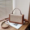 Bolsa de Mão Patchwork Color-blocking Bolsa Quadrada Pequena Bolsa de Ombro com Letra Simples Bolsa Transversal Versátil de Temperamento de Luxo Leve Mini Bolsa para o Dia a Dia