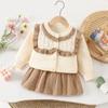 Cardigan Suéter para Bebê Menina 2025 Novo Estilo Tamanho Pequeno e Médio Corte Infantil Gola de Renda Recortada Meninas Tops de Tricô Jaqueta Saia Tendência