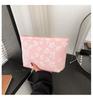 Bolsos para Mujer 2024 Primavera Nuevo Estilo Personalizado Versátil Color Puro Estampado Bolsa de Cosméticos Nicho Bolso Clutch Bolso de Mujer